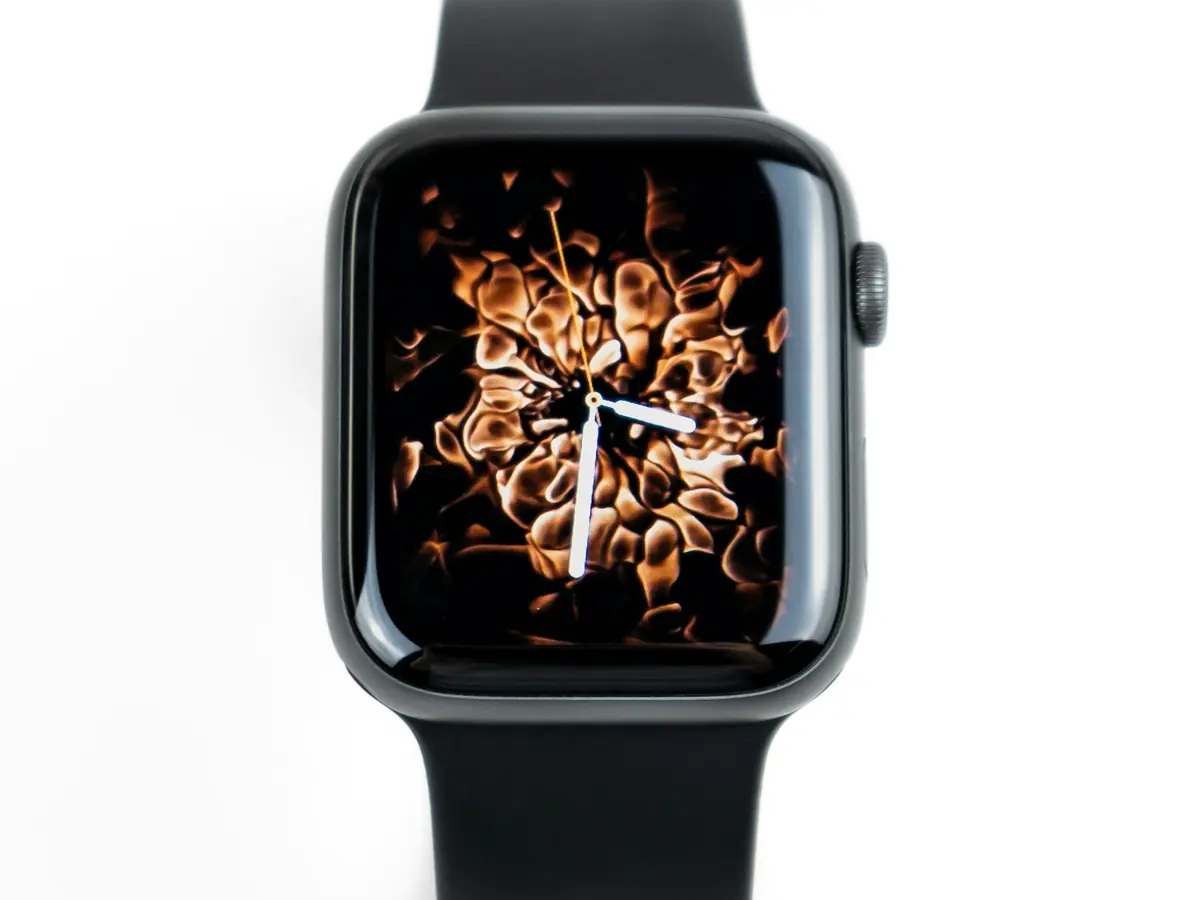 Apple Watch com pulseira esportiva preta